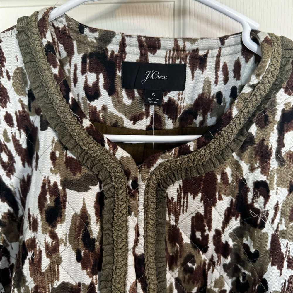 NWT J.Crew quilted lady jacket in autumn cheetah print size small olive green - Picture 5 of 7